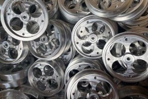 五金零部件、機(jī)械設(shè)備的除油除銹等清洗工作使用哪種設(shè)備較好？